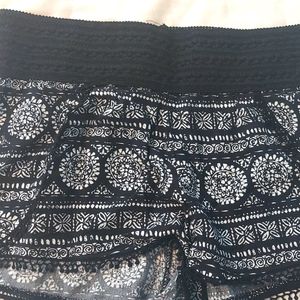 Black and white summer design shorts